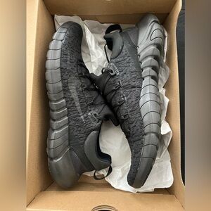 nike free run 5.0 next nature. 10.5 w/original box